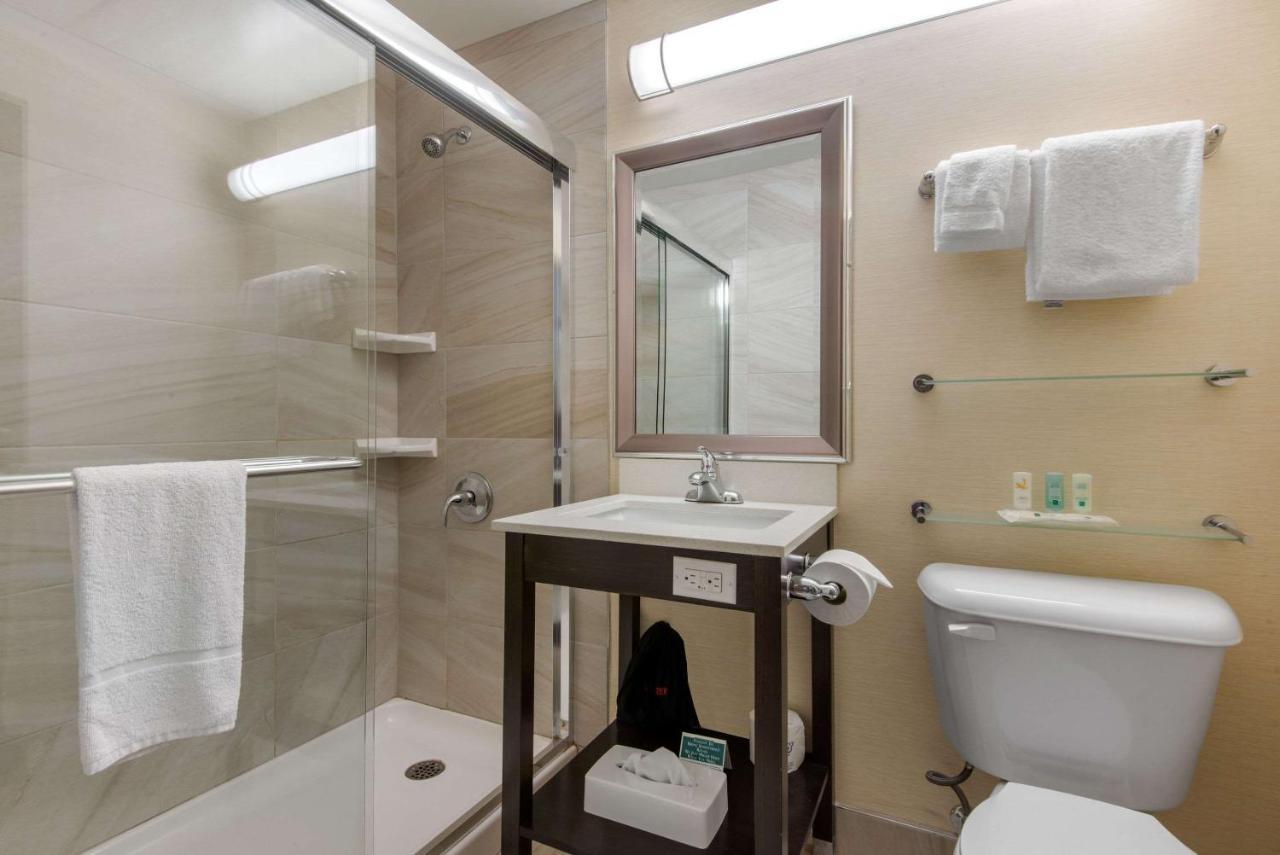 Quality & Conference Centre Downtown Hotel Sudbury