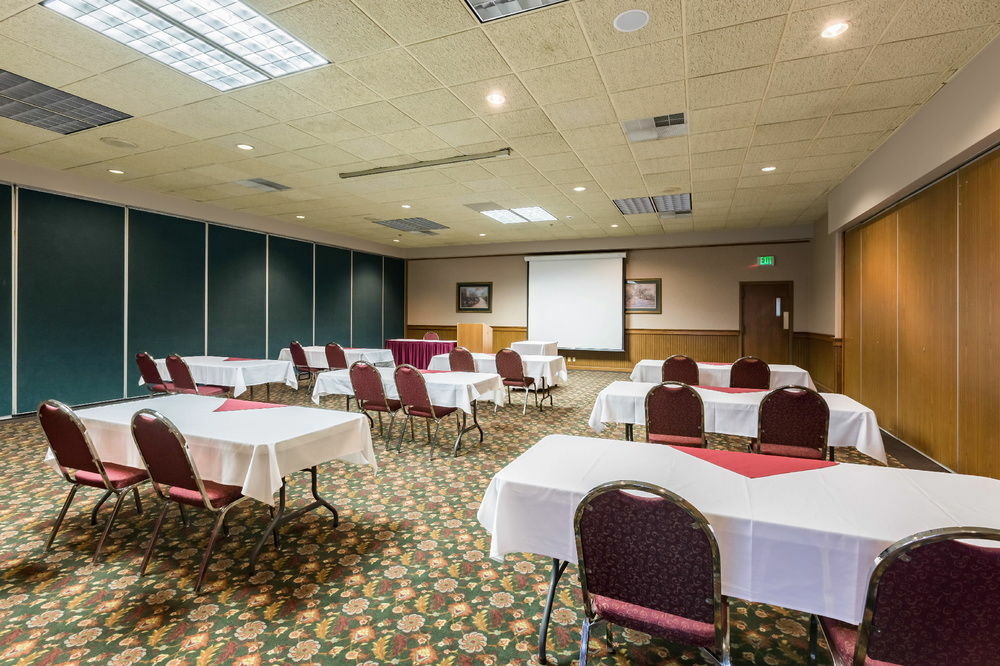 Hotel Quality & Conference Centre Downtown